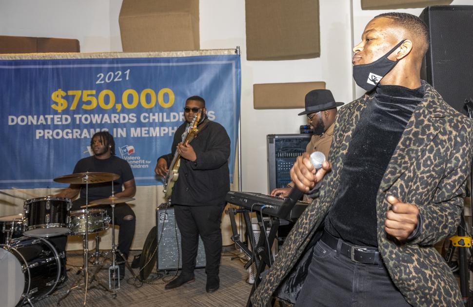STAX Academy musicians play at Benefit for Children fund distribution event