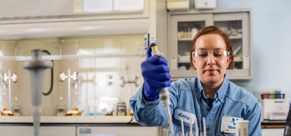 Ethanol employee in laboratory