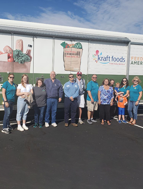 Valero Linden volunteers at mobile food bank