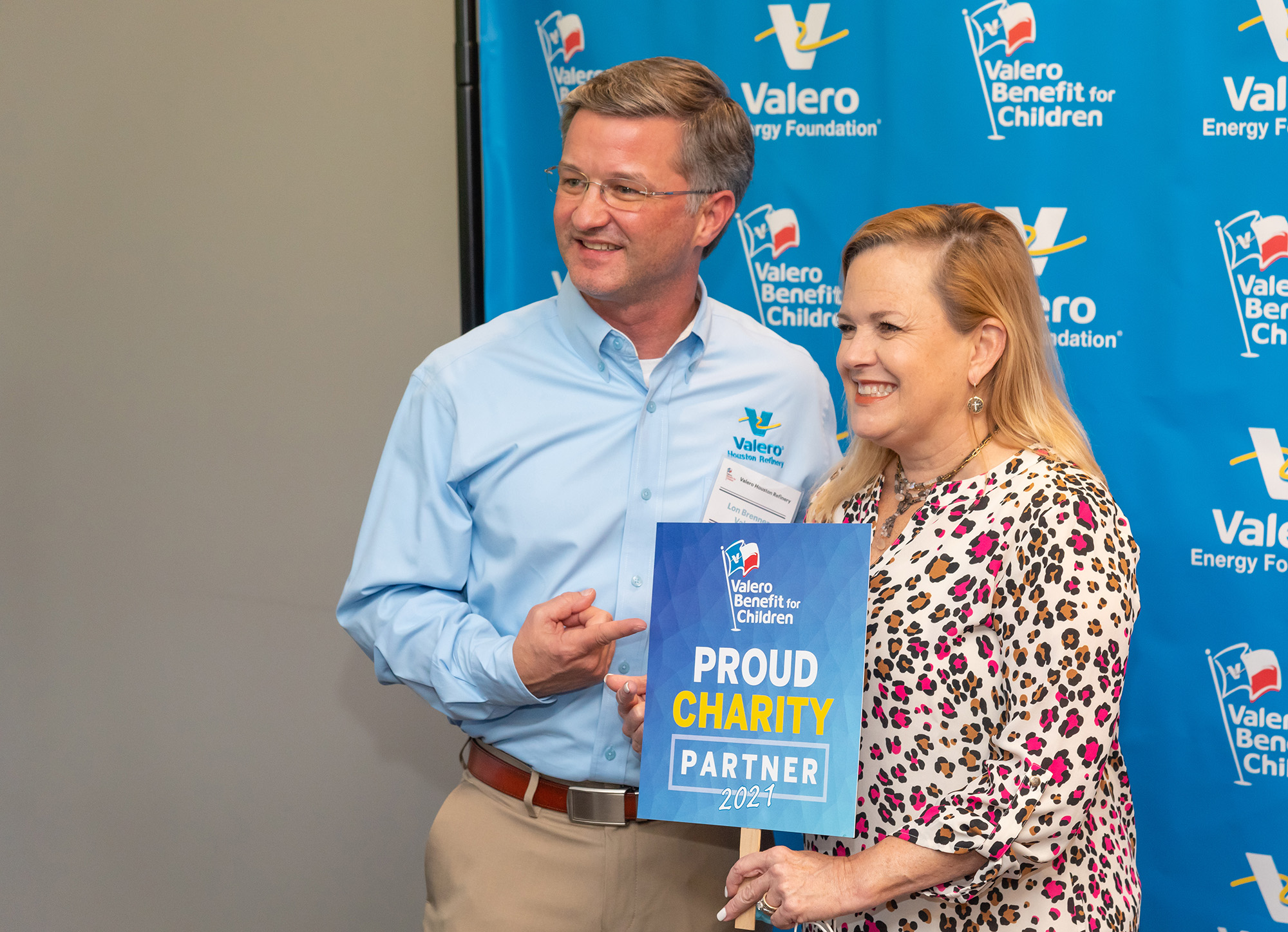 Valero Houston Refinery plant manager and Benefit for Children grant recipient
