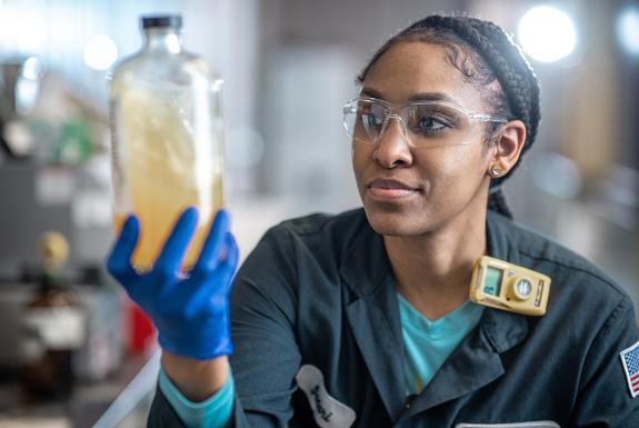 Valero Lab Employee