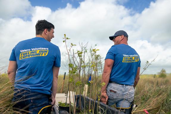 Volunteers at the Ponchartrain Tree Planting