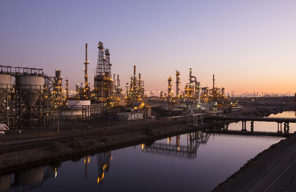 wilmington refinery at sunset