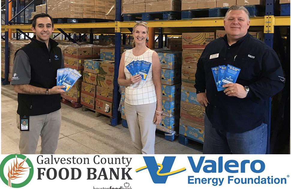 Valero Houston employees donate to Food Bank