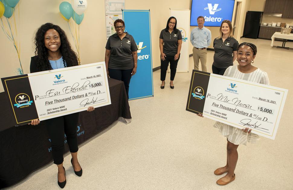 Students receive scholarships