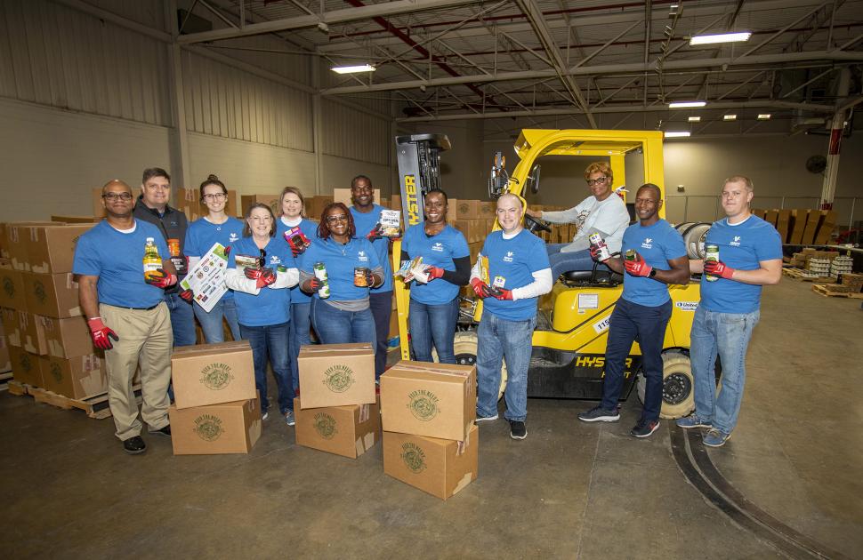 Memphis employees volunteer with Feed the Needy