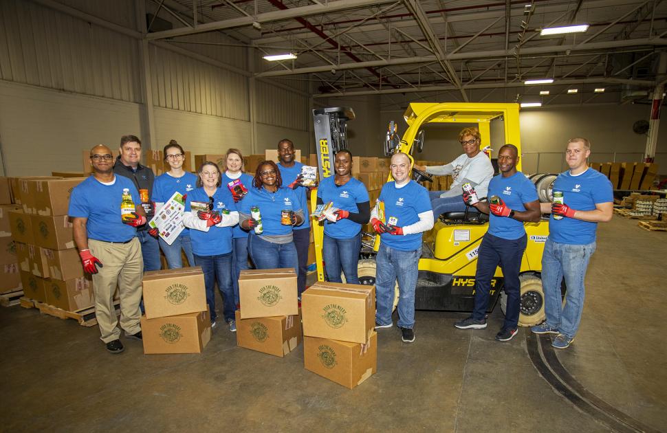 Volunteers at Feed the Needy