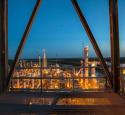 Valero Three Rivers Refinery at night