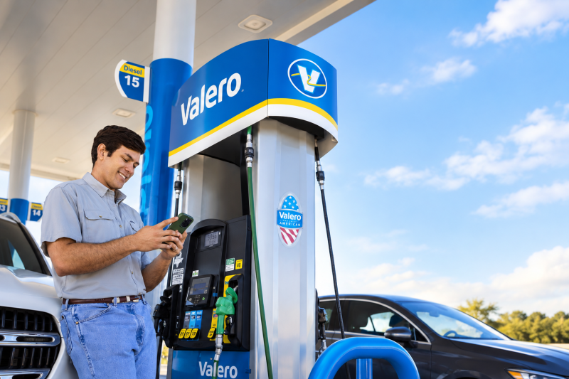 ValeroPay+ Hero - Branded Distributor